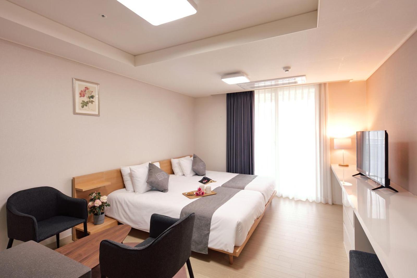 Geoje Leein Stay Hotel Bagian luar foto