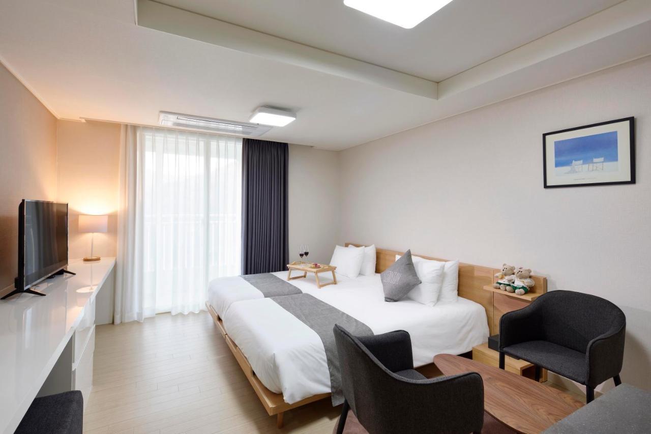 Geoje Leein Stay Hotel Bagian luar foto